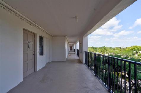 3050 N Palm Aire Drive Pompano Beach FL 33069
