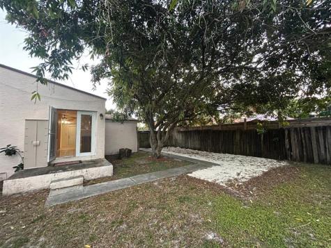 1917 Coolidge Street Hollywood FL 33020