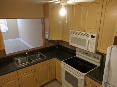1250 NE 125th Street North Miami FL 33161
