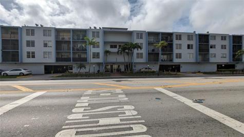 1250 NE 125th Street North Miami FL 33161