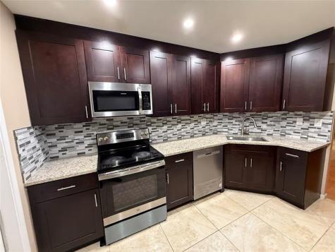 3575 Broken Woods Drive Coral Springs FL 33065