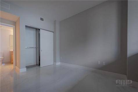 16385 Biscayne Boulevard Aventura FL 33160