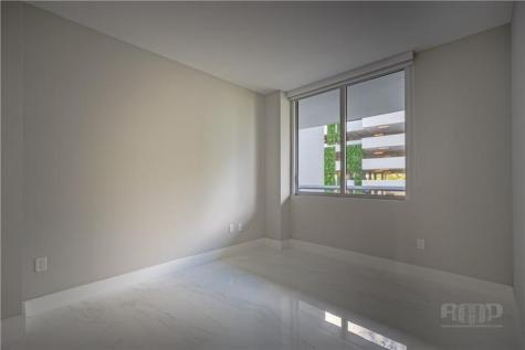 16385 Biscayne Boulevard Aventura FL 33160