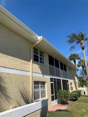 1560 SE Royal Green Circle Port St Lucie FL 34952