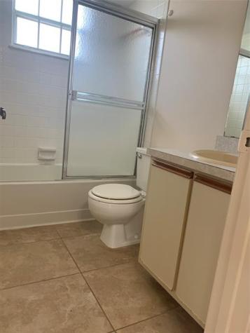 1560 SE Royal Green Circle Port St Lucie FL 34952