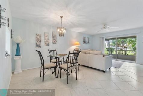 31 Abbey Lane Delray Beach FL 33446