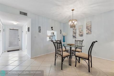 31 Abbey Lane Delray Beach FL 33446