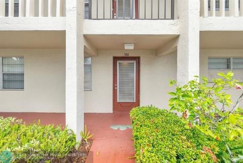31 Abbey Lane Delray Beach FL 33446