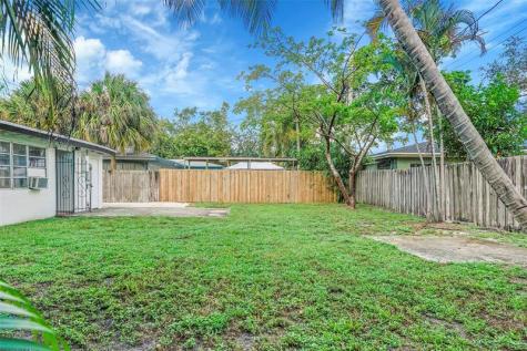 1007 NE 12th Street Fort Lauderdale FL 33304