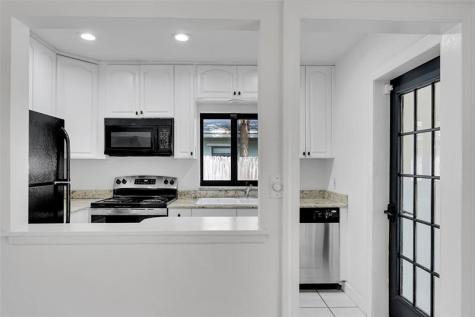 1007 NE 12th Street Fort Lauderdale FL 33304