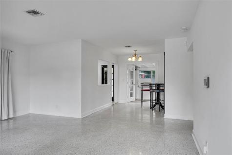 1007 NE 12th Street Fort Lauderdale FL 33304