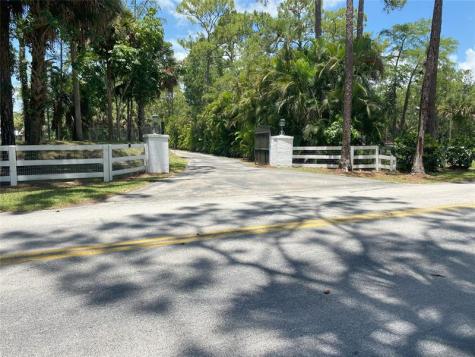 2315 Deer Run Boulevard Loxahatchee FL 33470