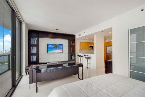 1050 Brickell Avenue Miami FL 33131