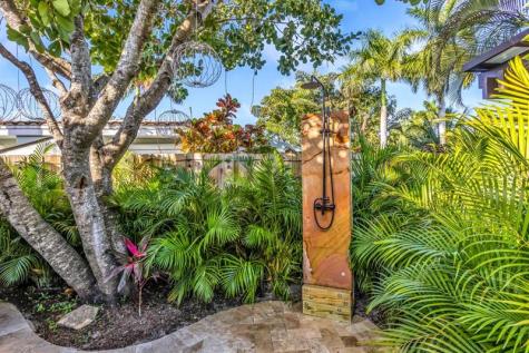 2004 NE 17th Way Fort Lauderdale FL 33305
