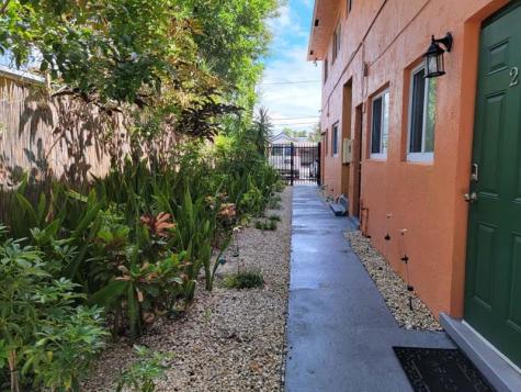 441 NW 7th Terrace Fort Lauderdale FL 33311
