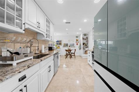 1838 NW 93rd Terrace Plantation FL 33322