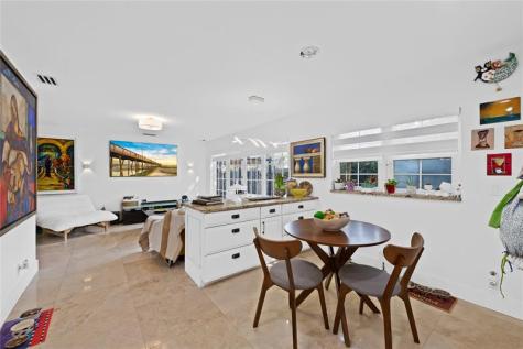 1838 NW 93rd Terrace Plantation FL 33322