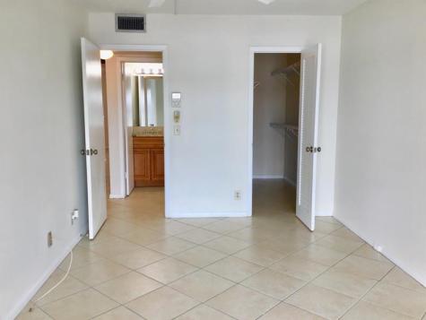 2035 Exeter B Boca Raton FL 33434