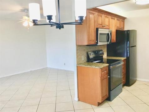 2035 Exeter B Boca Raton FL 33434