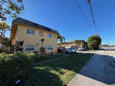 4061 N Dixie Highway Oakland Park FL 33334