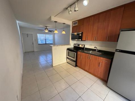 4061 N Dixie Highway Oakland Park FL 33334