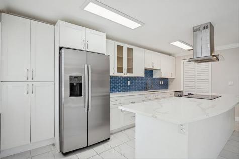 819 SW 13 Street Fort Lauderdale FL 33315