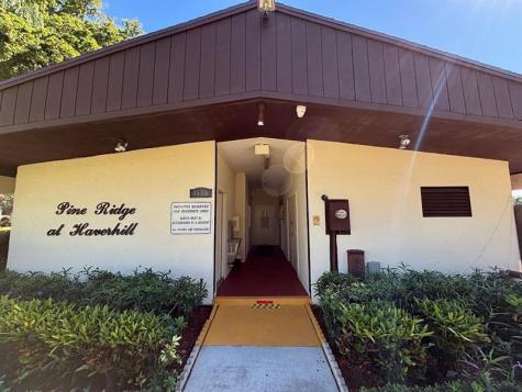4962 Sable Pine A2 Circle West Palm Beach FL 33417