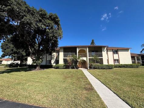4962 Sable Pine A2 Circle West Palm Beach FL 33417