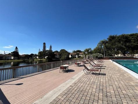 4962 Sable Pine A2 Circle West Palm Beach FL 33417