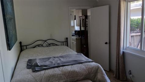 803 NE 21st Drive Fort Lauderdale FL 33305