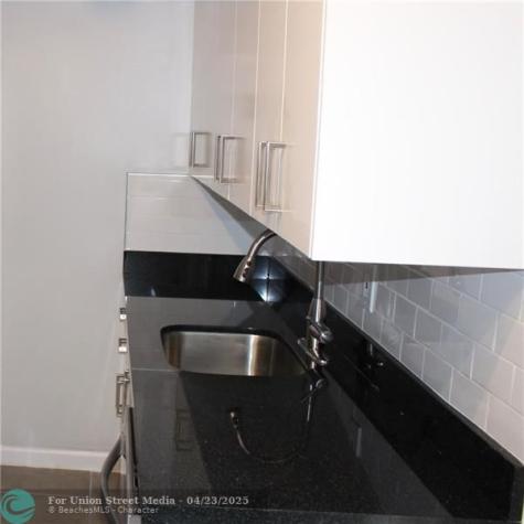 621 NE 28th Street Wilton Manors FL 33334