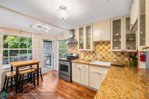 709 SW 12th Avenue Fort Lauderdale FL 33312