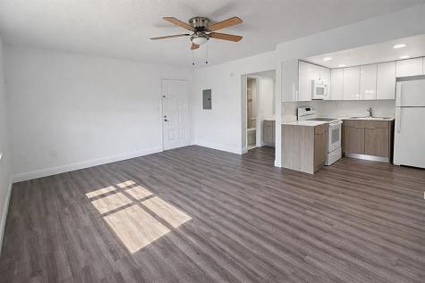 17350 NW 68th Avenue Hialeah FL 33015