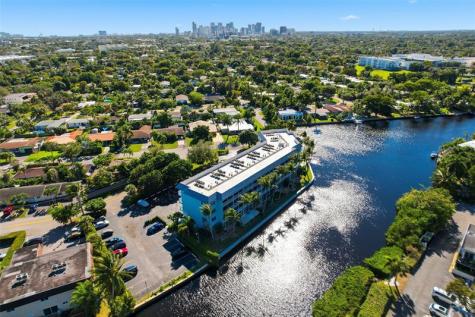 801 NE 18th Court Fort Lauderdale FL 33305