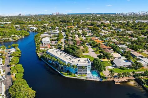 801 NE 18th Court Fort Lauderdale FL 33305
