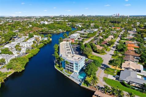 801 NE 18th Court Fort Lauderdale FL 33305