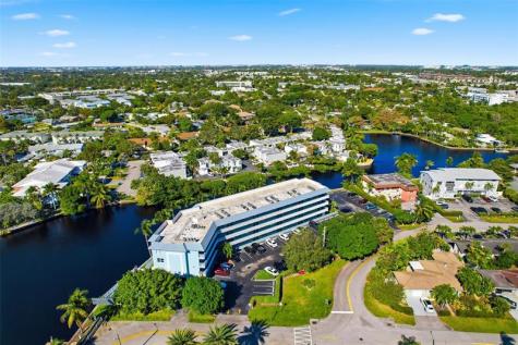 801 NE 18th Court Fort Lauderdale FL 33305