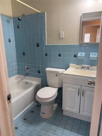 2156 NW 66th Street Miami FL 33147