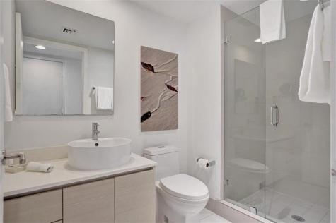 Hallandale Beach FL 33009