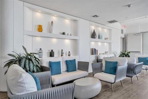 Hallandale Beach FL 33009