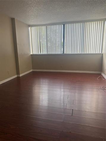4222 Inverrary Boulevard Lauderhill FL 33319