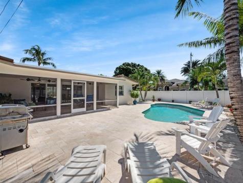 2250 NE 35th Street Lighthouse Point FL 33064