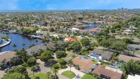 2250 NE 35th Street Lighthouse Point FL 33064