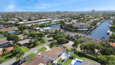 2250 NE 35th Street Lighthouse Point FL 33064