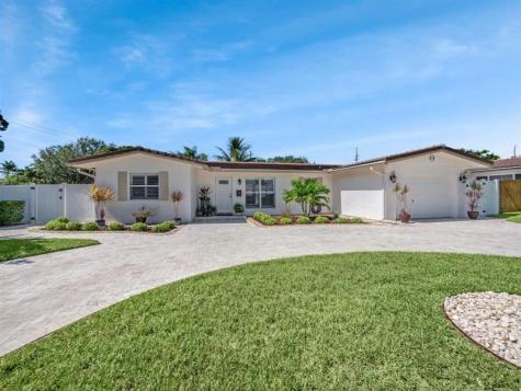 2250 NE 35th Street Lighthouse Point FL 33064