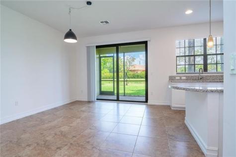126 Riverwalk E Circle Plantation FL 33325
