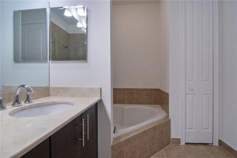 126 Riverwalk E Circle Plantation FL 33325