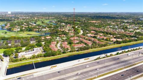 126 Riverwalk E Circle Plantation FL 33325