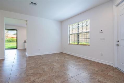 126 Riverwalk E Circle Plantation FL 33325