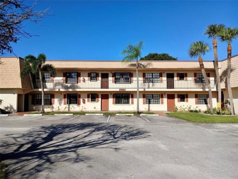 4131 Oak Terrace Drive Greenacres FL 33463